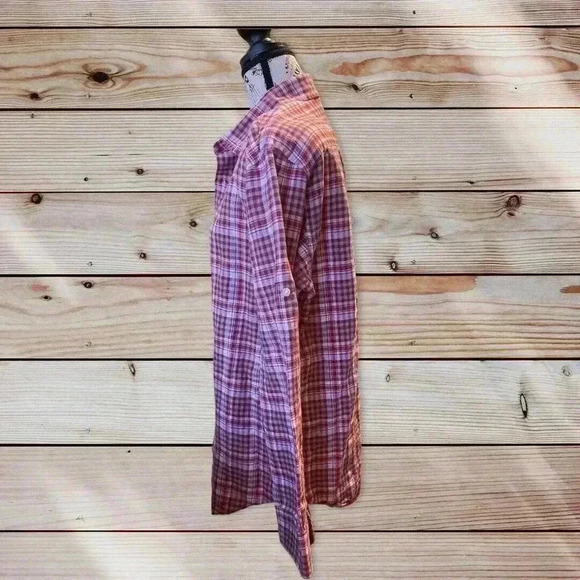 BANANA REPUBLIC SIZE MEDIUM MULTI COLOR BUTTON DOWN SHIRT - Picture 2 of 4